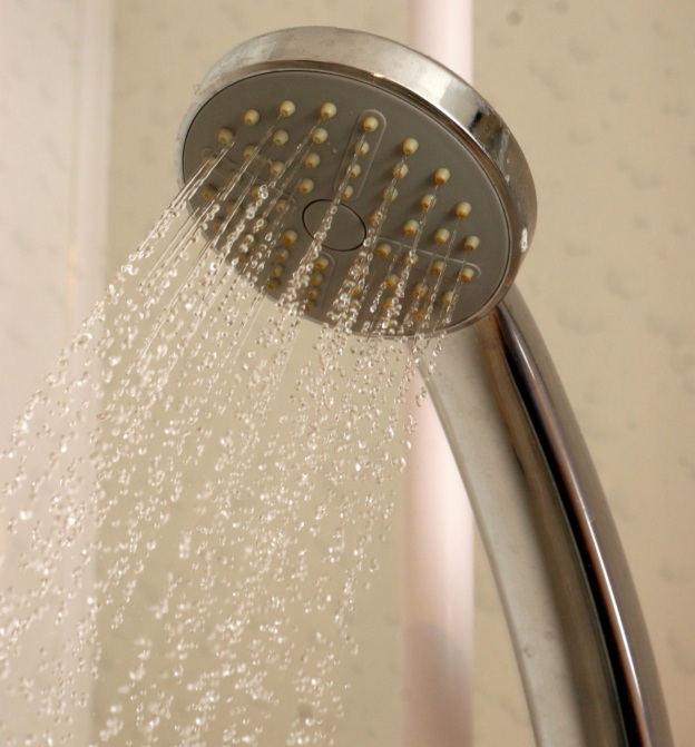 Showerhead with water running