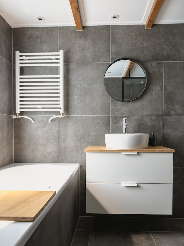 A white bathtub after reglazing in white color